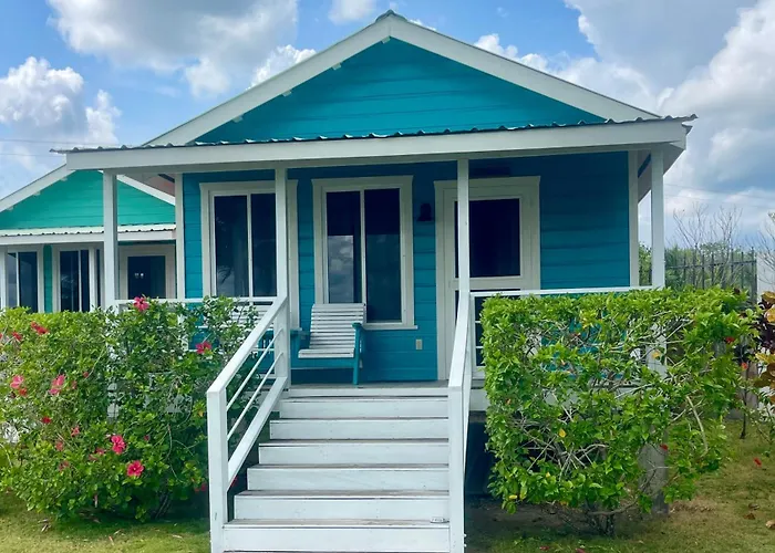 Tilt-Ta-Dock Resort Belize
